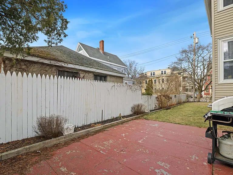 29 Ocean Ave #4 — Photo 33