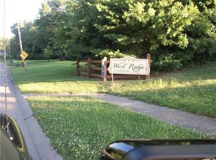 767 Grafton Hills Dr, Grafton, IL 62037