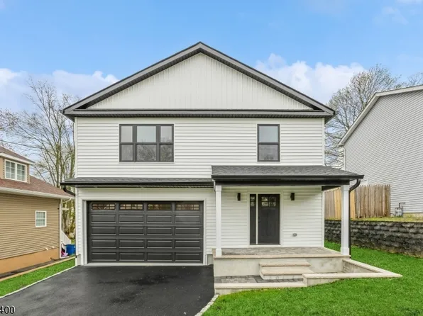 15 2Nd St, Dover Town, NJ 07801