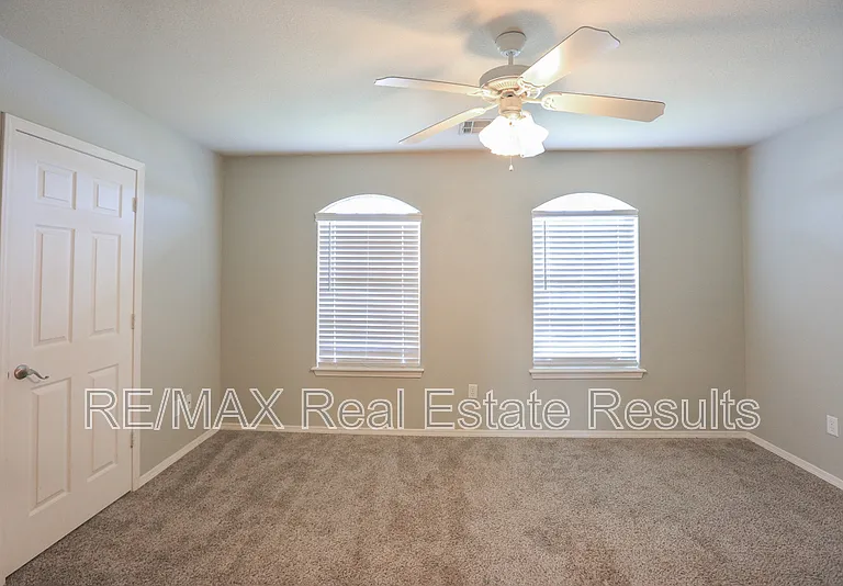 1907 SW Columbus Rd — Photo 19
