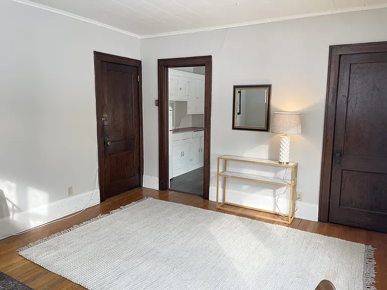 1516 Grand Apartments — Photo 13