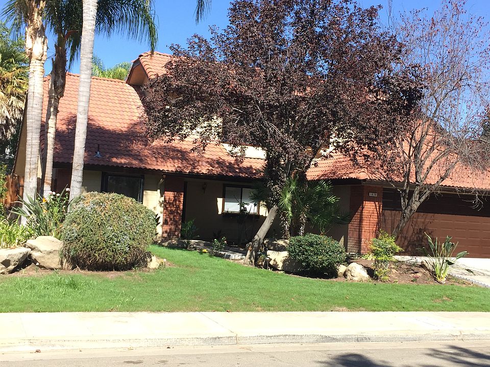 1st image of 1630 E Cole Ave