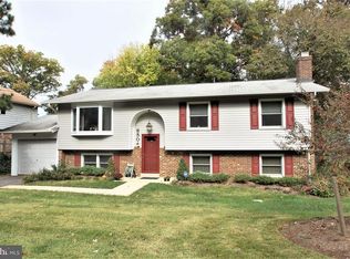 8504 Chervil Rd, Lanham, MD 20706