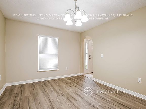 5th image of 14715 Tully Woods Ct