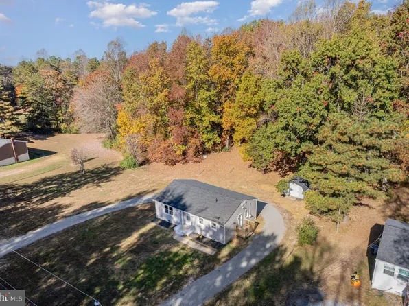 16444 Braswell St, Bowling Green, VA 22427