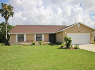 8801 Sand Lake Ct, Lake Worth, FL 33467