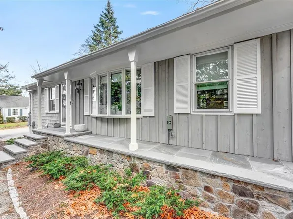 16 Samoset Ave, Barrington, RI 02806