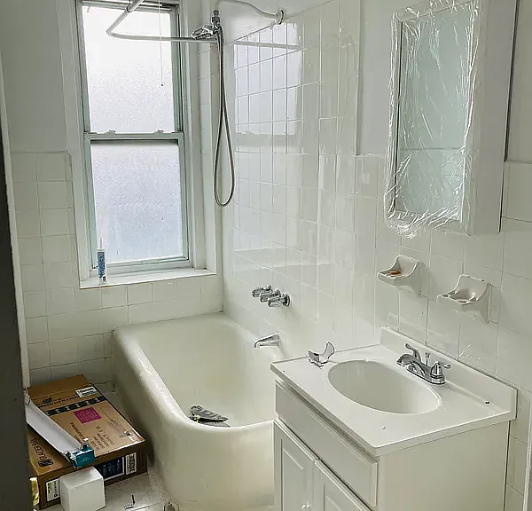1323 E 16th St #B7 — Photo 3