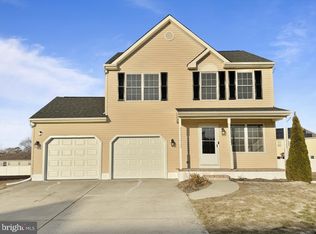 606 Richard Dr, Millville, NJ 08332