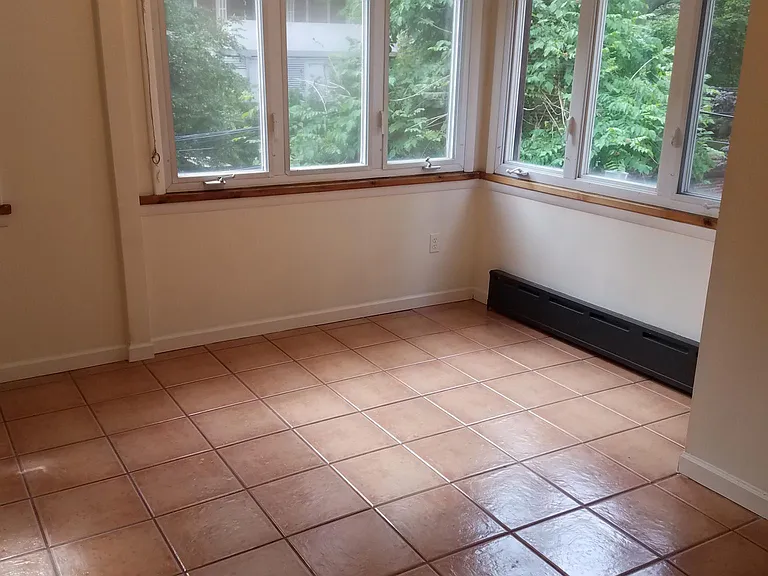 263 S 9th St #2-R — Photo 7
