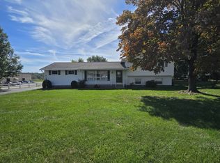 16139 Main St, Mount Eaton, OH 44659