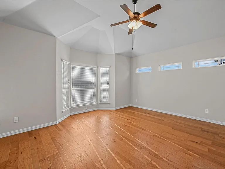 4229 Canadian River Dr — Photo 12