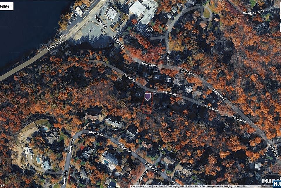 1st image of 57 Ludlum Rd