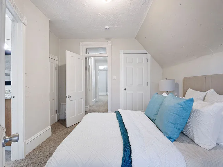 1515 E 31st Ave — Photo 26