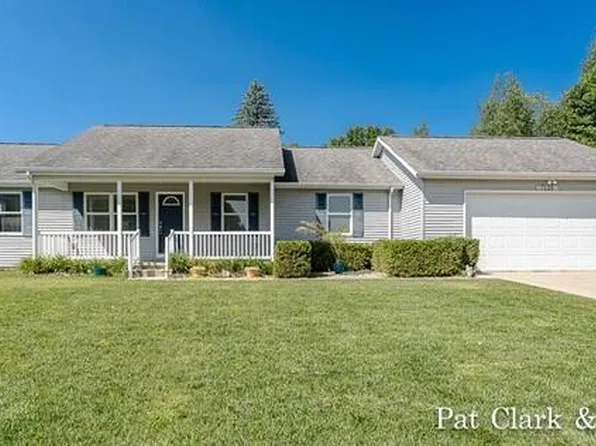 7125 Southwest Dr, Stanwood, MI 49346