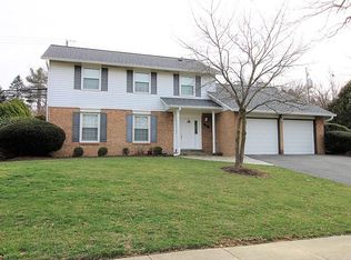 4 Sunnymeade Ct, Rockville, MD 20854
