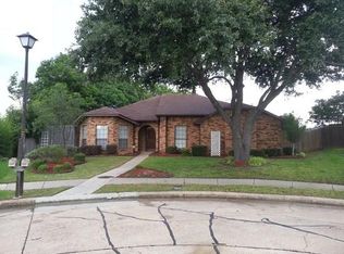 2008 Rochelle Ln, Carrollton, TX 75007