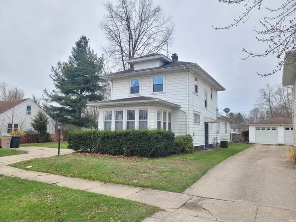 2033 Beverly Pl, South Bend, IN 46616