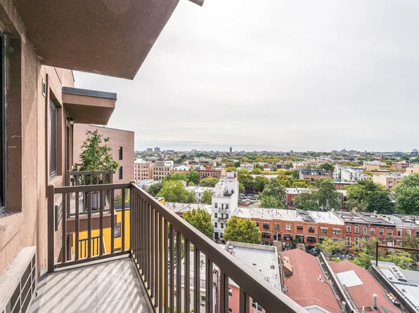 874 Willoughby Avenue image 10 of 11