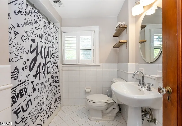 242 Forest Ave — Photo 34