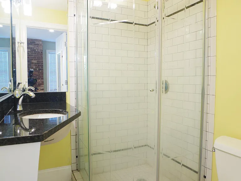 9 Pompeii St #1 — Photo 13
