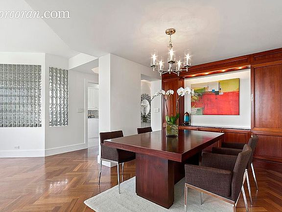 5th image of 101 W 79th St #31AB