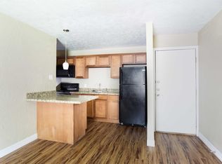 4212 Old College Rd APT 13, Bryan, TX 77801