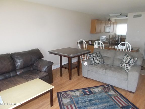 4th image of 1664 E Beach Blvd #148