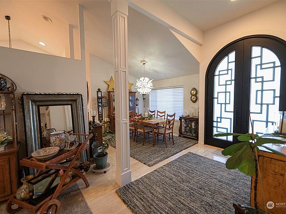 4th image of 1225 Yellowhawk Place