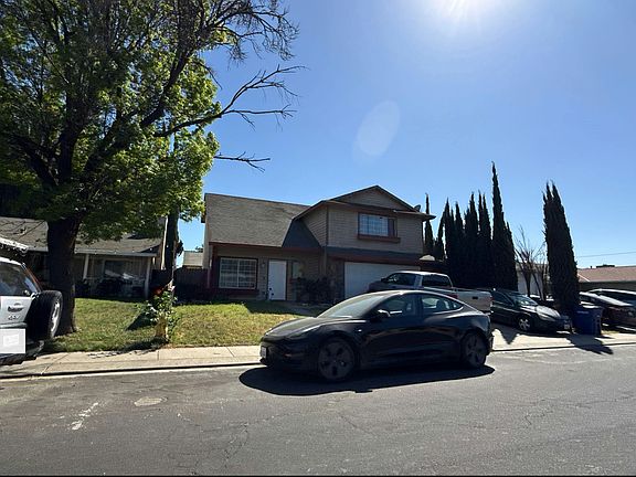 3rd image of 1324 Conrad Way