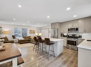 40410 Perth Dr, Squamish, BC V8B 0P1