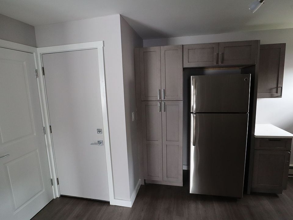 1st image of 219 W Main St #1A