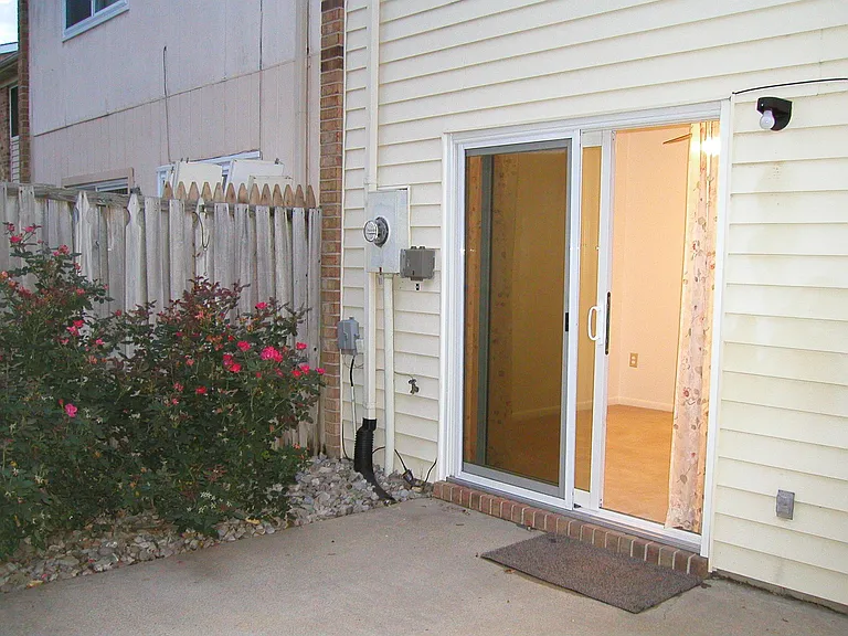 133 Tower Dr — Photo 16