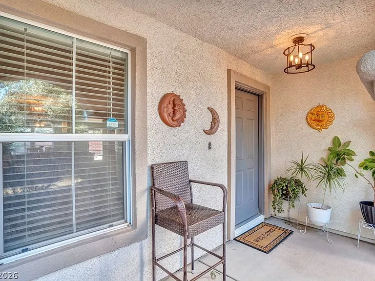 6924 Ghost Ranch Ave — Photo 5