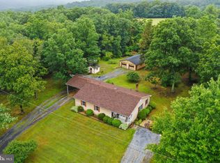 120 Owl Ln, Gore, VA 22637