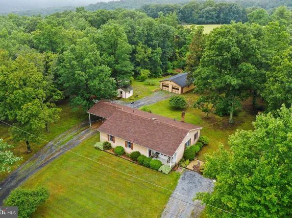 120 Owl Ln, Gore, VA 22637