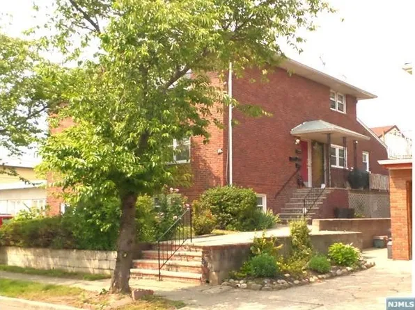 45 Avenue A, Lodi, NJ 07644