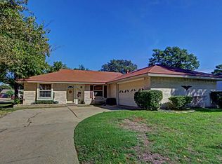 1302 Rockledge Dr, Garland, TX 75043