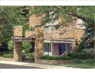2nd image of 77 Lake Hinsdale Dr APT 413