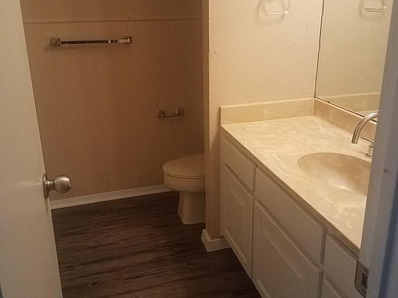 5th image of 6321 Kelly Dr Unit 63