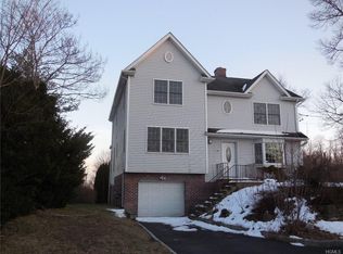 10 Southwood Pl, White Plains, NY 10607