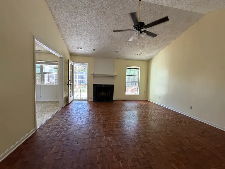318 Hidden Valley Rd — Photo 11
