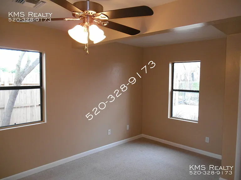 4107 E Los Robles St — Photo 18