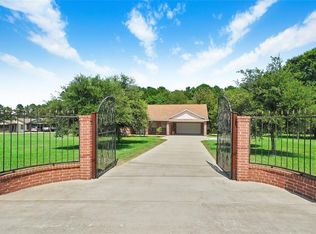 8836 Carpenter Rd, Montgomery, TX 77356