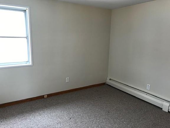 4th image of 3420 Genesee St Building F