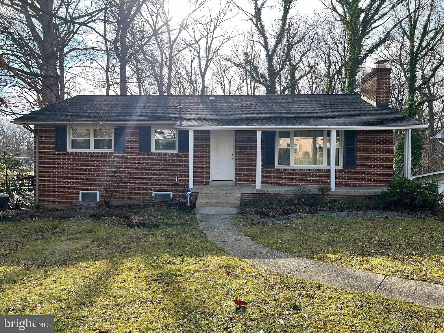 5 bed, 2658 sqft, $3,500 — Photo 2