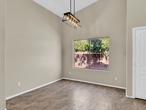 4th image of 22363 E VIA DEL PALO --