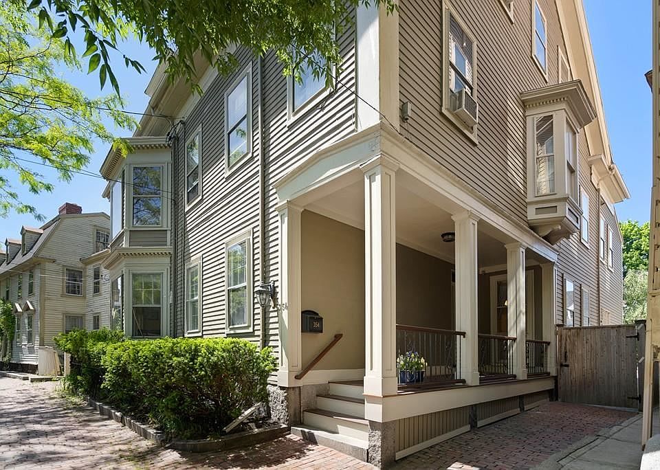 1st image of 354 Essex St