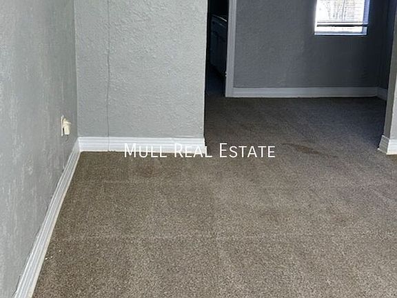 5th image of 825 NE 24th St