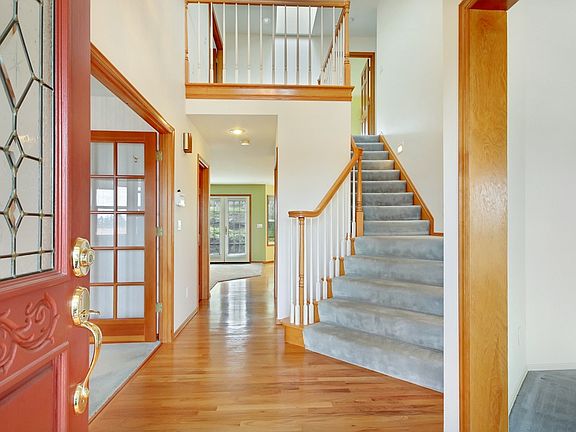 4th image of 6616 46th Avenue Ct E